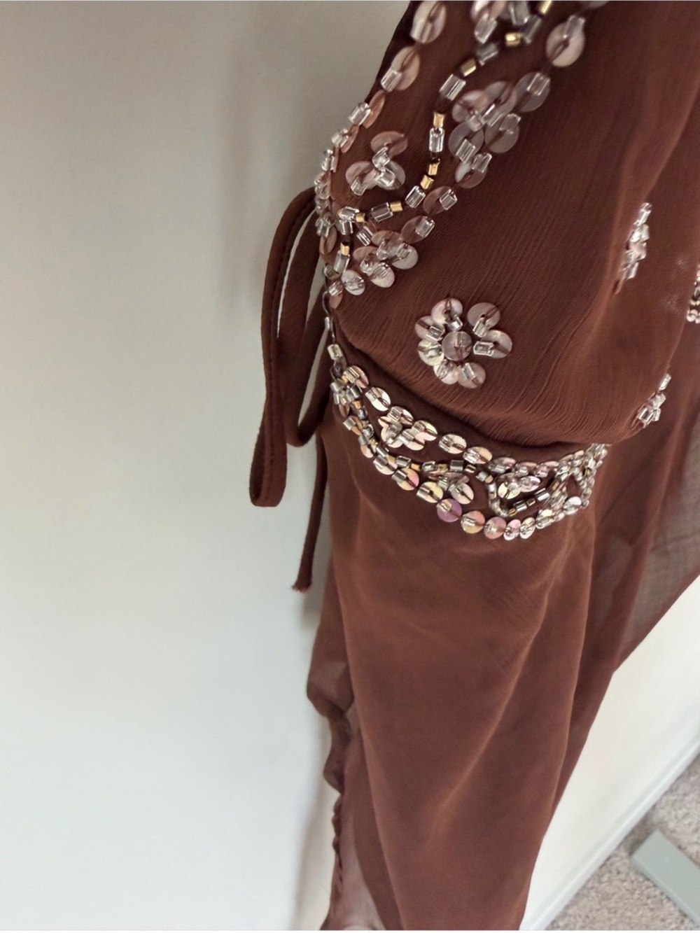 Live 4 Truth Vintage Brown Spaghetti Strap Sequin Embellished Women's Top - Picture 4 of 6